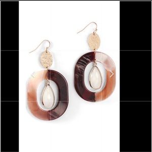 Soft surroundings Sonora hoop earring